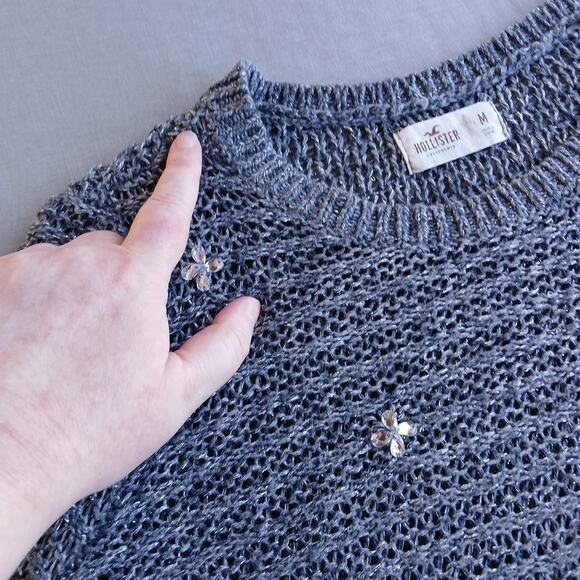 Hollister Grey Sparkle Knit Sweater Medium repaired bejeweled silver lightweight - Picture 14 of 16